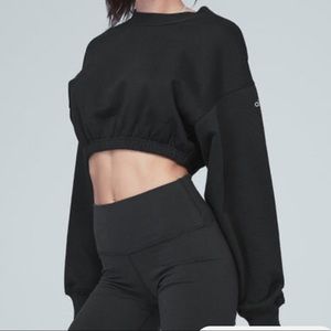 Alo Yoga - Devotion crewneck pull over